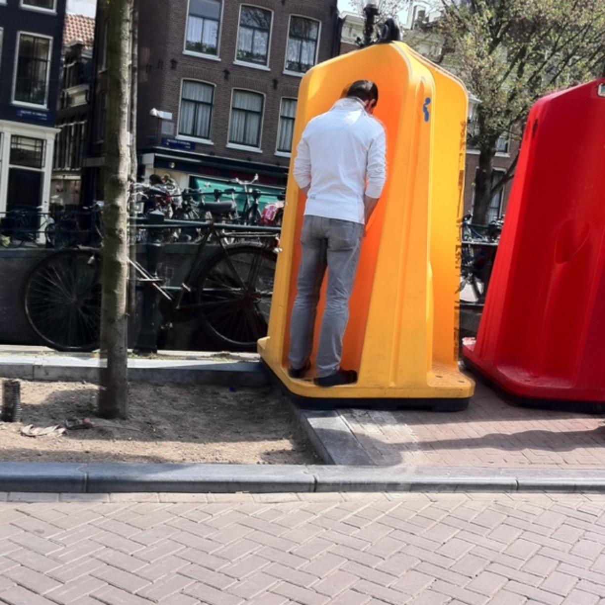 Where to Pee in the Red Light District : AmsterdamEscape